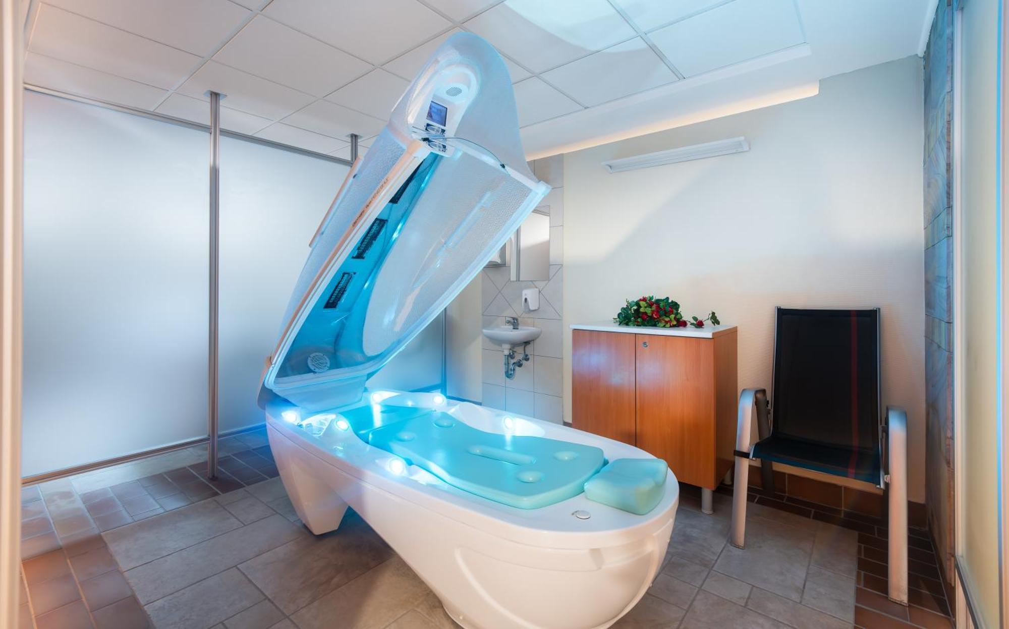Aquarell Hotel Cegléd エクステリア 写真